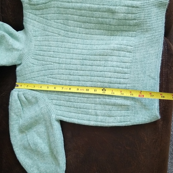 Cute Mango Light Green Princess Puffed Sleeve Barbie Crop Sweater XS - Picture 7 of 11